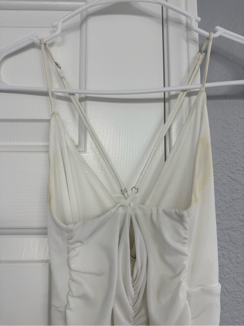 LUCY IN THE SKY White Ruched Ruffle Mini Dress - Picture 4 of 5